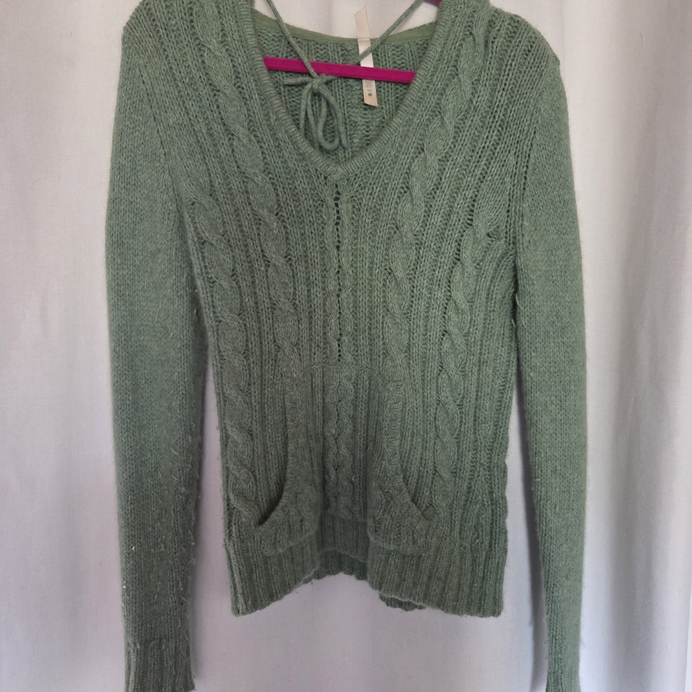 Lilu Mint V-Neck Cable Sweater